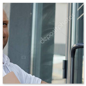 Steel security door with heavy-duty hinges